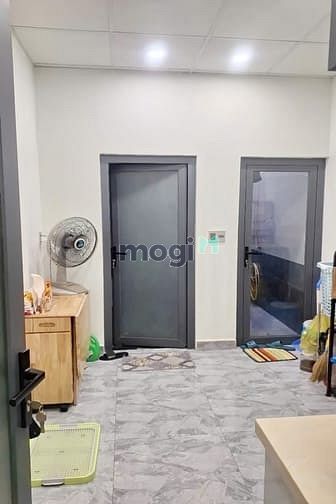 Hình ảnh Vị trí hiếm - Nhà 1 lầu 3PN Đường Số 77 sát Nguyễn Thị Thập, Quận 7