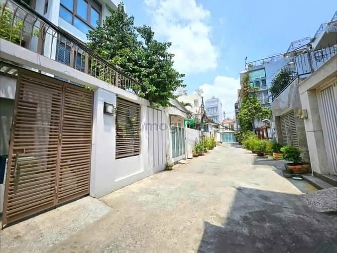 Hình ảnh HÀNG VIP - Biệt thự sân vườn 2 lầu Đường nhựa 8m khu Kiều Đàm, Quận 7