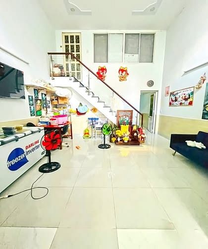 Hình ảnh HOT HOT! Nhà 1 lầu 2PN, 5x11m xe hơi quay đầu Lâm Văn Bền, Quận 7