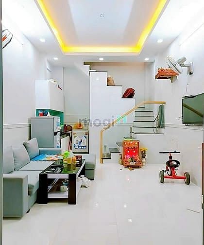Hình ảnh Hàng hiếm - Nhà đẹp 1 lầu mặt tiền hẻm xe tải Bùi Văn Ba, Quận 7