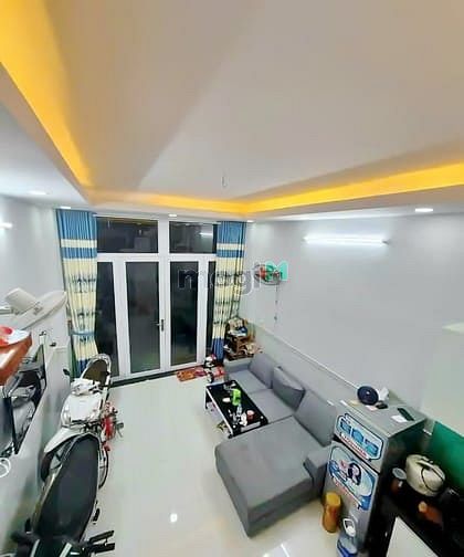 Hình ảnh Hàng hiếm - Nhà đẹp 1 lầu mặt tiền hẻm xe tải Bùi Văn Ba, Quận 7