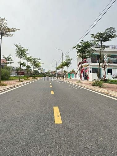 Hình ảnh Hàng F0 chính chủ cần bán gấp giá 1tỷ985 bao sổ