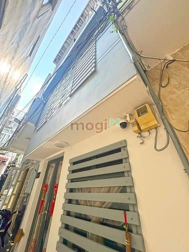 Hình ảnh Hàng hiếm - Nhà đẹp ở liền 1 lầu ST hẻm 95 Lê Văn Lương, Quận 7