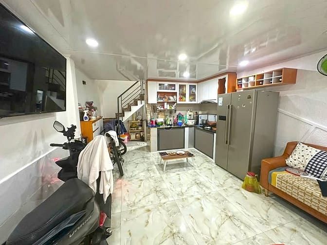Hình ảnh Hàng hiếm - Nhà đẹp ở liền 1 lầu ST hẻm 95 Lê Văn Lương, Quận 7
