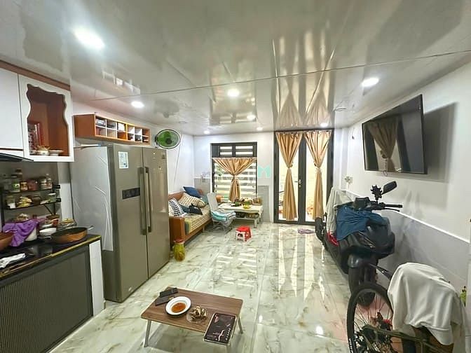 Hình ảnh Hàng hiếm - Nhà đẹp ở liền 1 lầu ST hẻm 95 Lê Văn Lương, Quận 7
