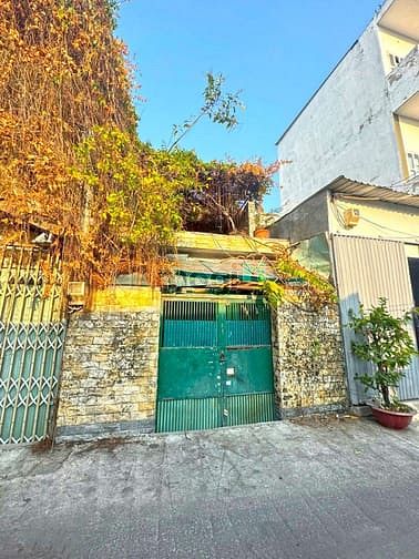 Hình ảnh Kèo thơm - Nhà 1 lầu 3PN hẻm xe hơi quay đầu 803 Huỳnh Tấn Phát, Q.7