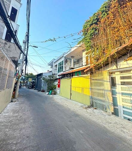 Hình ảnh Kèo thơm - Nhà 1 lầu 3PN hẻm xe hơi quay đầu 803 Huỳnh Tấn Phát, Q.7