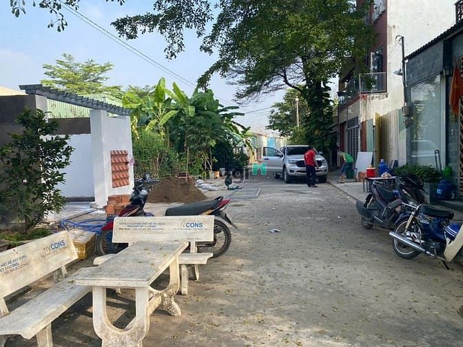 Hình ảnh Bán đất đường số 1 Nguyễn Duy Trinh, Long Trường- Q9 - DT : 68m2 . 3t6