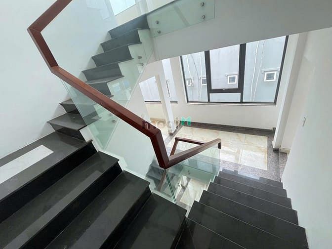 Hình ảnh Hiếm có góc 2 mặt tiền Phan Đăng Lưu, 173m², đơn giá chỉ 300 triệu/m²