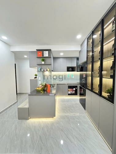 Hình ảnh Cần cho thuê nhanh 2PN Sky Garden 3, giá siêu rẻ.