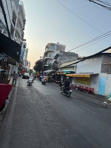Hình ảnh Bán nhà MT Hồ Bá Kiện Q10 – ngang 9m – thu 55tr – 18 tỷ