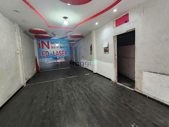 Hình ảnh Nhà cấp 4 - mặt tiền KD - Nguyễn Thái BÌnh - K300 - Hoàng Văn Thụ