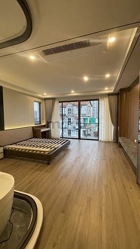 Hình ảnh Nguyễn Văn Cừ - Long Biên – Ô TÔ Tr – 92 M2 – 7 Tầng – MT 5 M - Giá 17