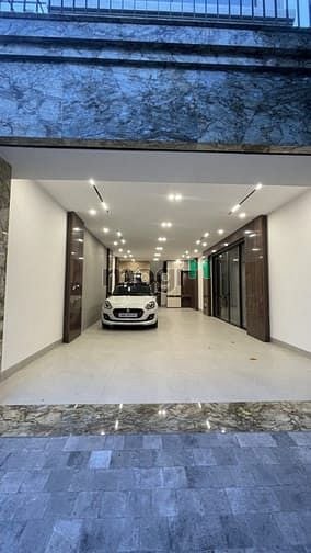 Hình ảnh Nguyễn Văn Cừ - Long Biên – Ô TÔ Tr – 92 M2 – 7 Tầng – MT 5 M - Giá 17