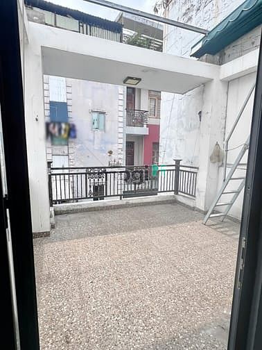 Hình ảnh GIÁ TỐT ĐẦU TƯ - Nhà 2 lầu ST mặt tiền hẻm xe hơi Bùi Văn Ba, Quận 7