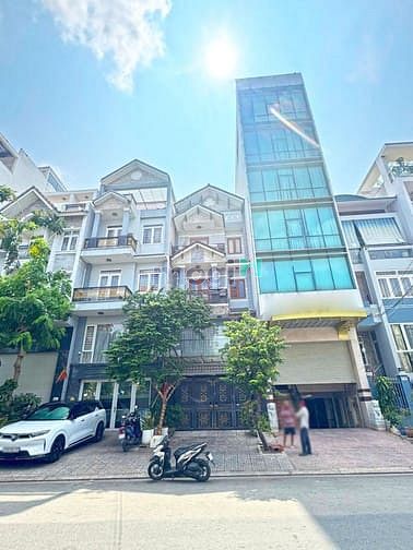 Hình ảnh HÀNG VIP - Nhà 3 lầu ST mặt tiền kinh doanh Cao Thị Chính, Quận 7
