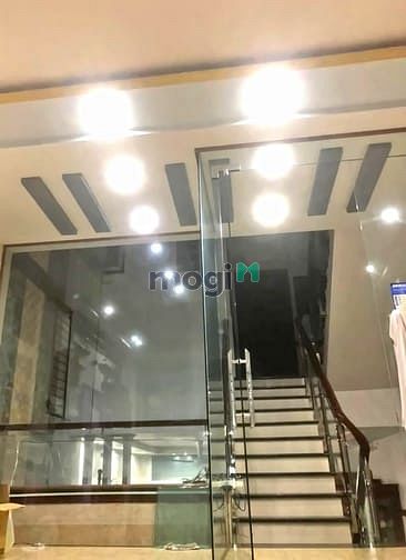 Hình ảnh HÀNG VIP - Nhà 3 lầu ST mặt tiền kinh doanh Cao Thị Chính, Quận 7