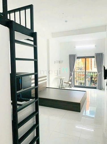 Hình ảnh Tòa nhà CHDV cao tầng MT Lê Thị Chợ Quận 7. 7*20 hơn 24 t.ỷ.