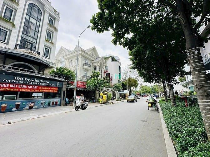 Hình ảnh Tòa nhà CHDV cao tầng MT Lê Thị Chợ Quận 7. 7*20 hơn 24 t.ỷ.