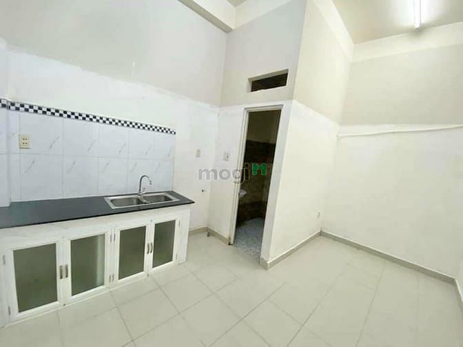 Hình ảnh Phòng giá rẻ sẵn nội thất đường Trường Chinh Q12
