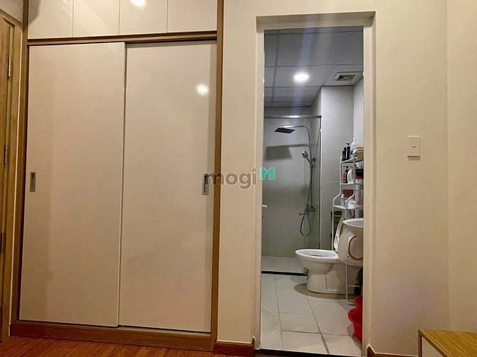 Hình ảnh Chung cư 312 Lạc Long Quân căn 93m2, 3p ngủ, Nội thất, 14tr/tháng