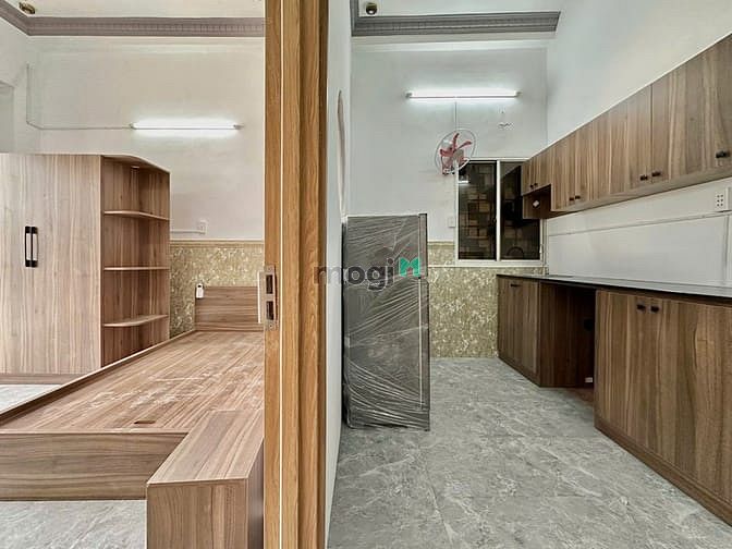 Hình ảnh CHDV FULL NỘI THẤT BAN CÔNG ngay ngã tư Bảy Hiền quận Tân Bình