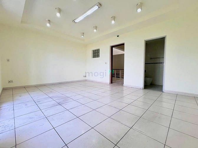 Hình ảnh CHO THUÊ Nhà phố Mỹ Hưng - Nguyễn Văn Linh kinh doanh tốt