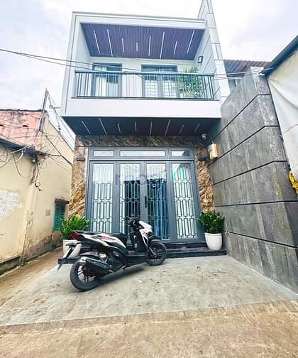 Hình ảnh Hàng hiếm - Nhà đẹp 1 lầu mặt tiền kinh doanh chợ Tân Quy, Quận 7