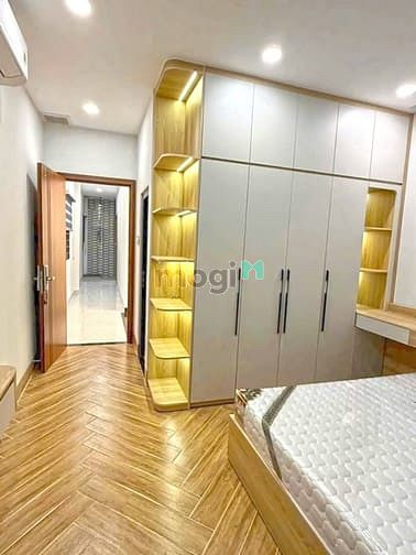 Hình ảnh Hàng hiếm - Nhà đẹp 1 lầu mặt tiền kinh doanh chợ Tân Quy, Quận 7