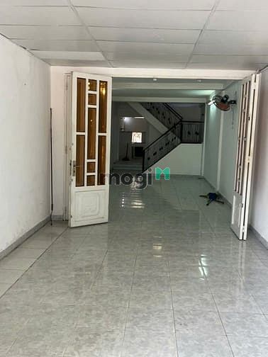Hình ảnh Cho thuê nhà 1 trệt 1 lầu mặt tiền sầm uất Nguyễn Xí (Gần Vincom)