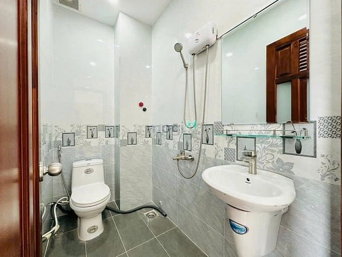 Hình ảnh 📍PHAN VĂN HỚN - TRƯỜNG CHINH - Ban Công - Full Nội Thất - Mới Xây 100