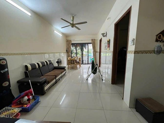 Hình ảnh Thuê cc Phan Xích Long full Nội thất, 13tr5/th, P7, PN, 90m2, 3PN.