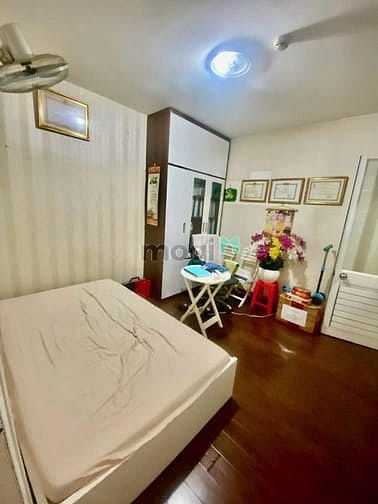 Hình ảnh Chung cư Miếu Nổi, Vũ Huy Tấn, BT: 3PN, full NT, 95m2, nhà sạch, 14tr