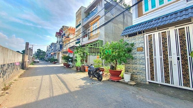 Hình ảnh Bán đất hẻm xe hơi đường 339- Phước Long-Quận 9 - Ngang 4.5 x 22m