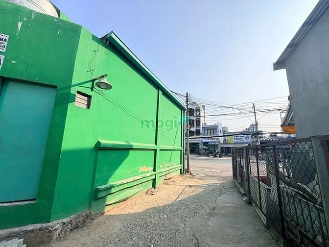 Hình ảnh Bán NHÀ Quận 2 cách NGUYỄN THỊ ĐỊNH chỉ 10m, sân đậu ô tô 5 tầng 5pn