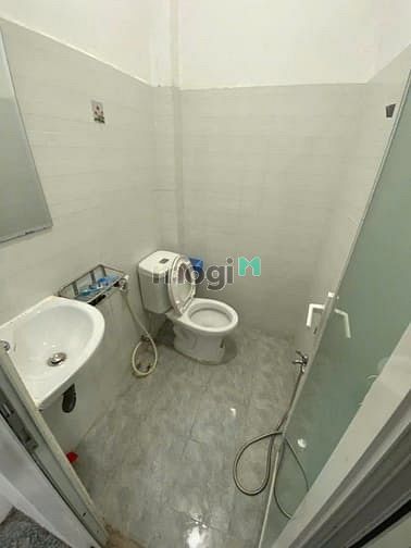 Hình ảnh Nhà mặt tiền đường nhựa rộng 16 m Quận 7. 5*21 chỉ 13,6 tỷ.