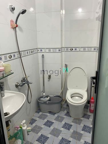 Hình ảnh Cho thuê CHDV/Studio quận 7 vệ sinh khép kín