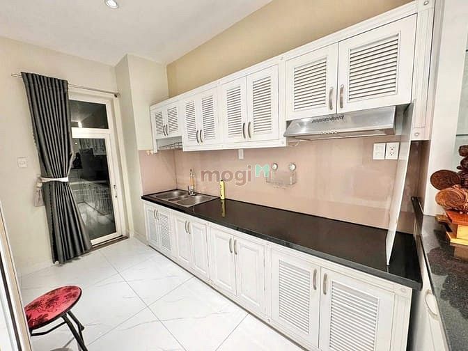 Hình ảnh Giá 14tr/th, C/c Phúc Yên, Phan Huy Ích, P15, TB, 130m2, 3PN, 3WC. Căn