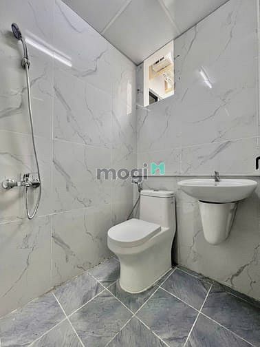 Hình ảnh Phòng Mới Xây Thoáng, An Ninh Ngay Bùi Đình Túy