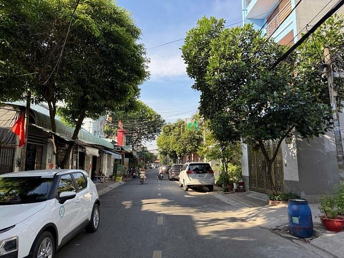 Hình ảnh Bán Nhà 1 Trệt 2 Lầu Góc 2 MT Đường 185 Phước Long B