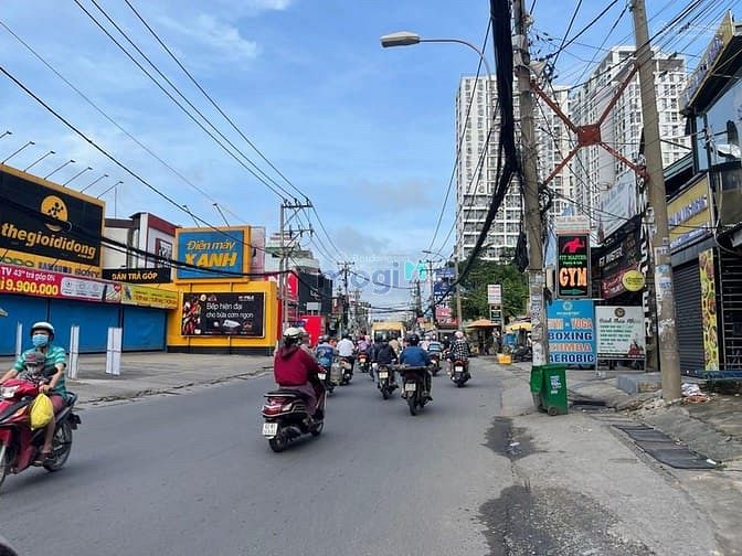 Hình ảnh Bán Đât Xây Tòa Nhà Văn Phòng Hầm + 7 Tầng MT Đường Lê Văn Thịnh- 245m