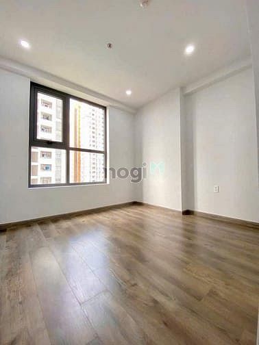 Hình ảnh Chung cư Phú Thạnh, Nguyễn Sơn, TP: 97m2, 3p ngủ, 2wc, ban công, 9tr/t