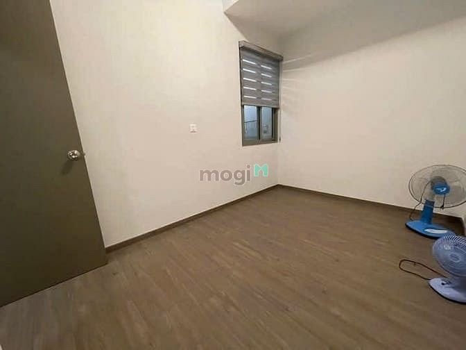 Hình ảnh Chung cư Phú Thạnh, Nguyễn Sơn, TP: 97m2, 3p ngủ, 2wc, ban công, 9tr/t