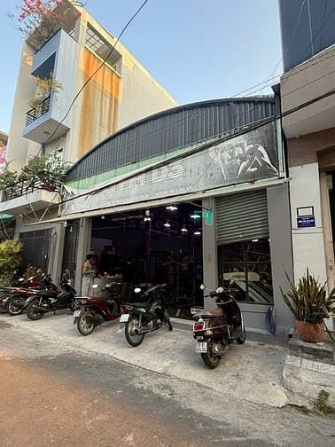 Hình ảnh 30 tỷ! Bán MT nội bộ Khu D, P.25, Quận Bình Thạnh - 8.5x16m CN: 136m2