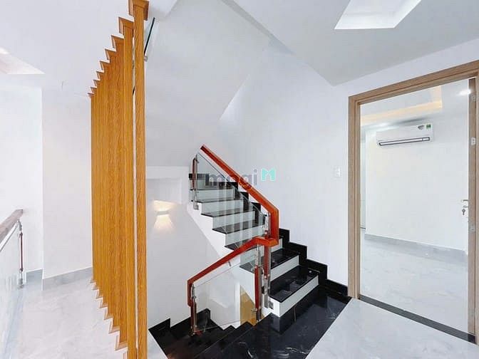 Hình ảnh Kèo thơm - Nhà phố 3 lầu ST Đường nhựa 8m khu biệt thự Kiều Đàm, Q.7