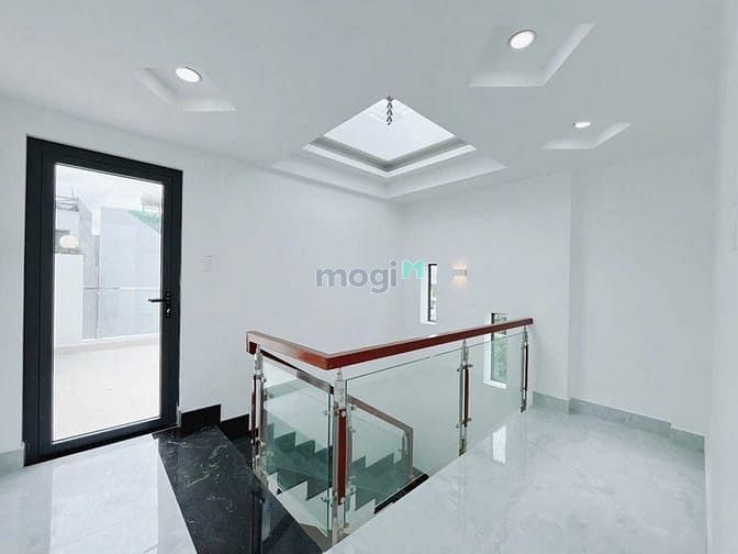 Hình ảnh Kèo thơm - Nhà phố 3 lầu ST Đường nhựa 8m khu biệt thự Kiều Đàm, Q.7