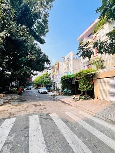 Hình ảnh Bán Mtnb Khu Sơn Kỳ Tân Phú - 5x20m - Nhà Nát - Giá Tốt 9.6 Tỷ