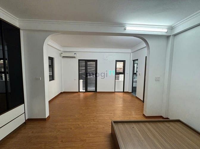 Hình ảnh Bán Nhà Hồ Tùng Mậu Nhà đẹp mới xây chỉ việc xách vali vào ở