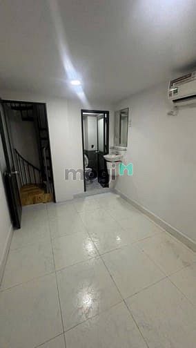 Hình ảnh Bán ấp nhà Nguyễn Tri Phương trung tâm Quận 10, 38m2, giá chỉ 1 tỷ 990