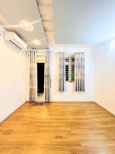 Hình ảnh Bán nhà Hoàng Diệu Quận 4, 51m2, 1 trệt 1 lầu, 3PN, giá 2 tỷ 960